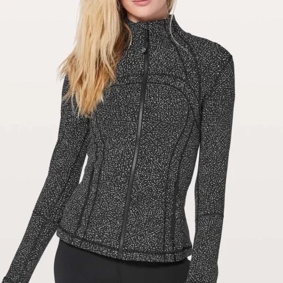 Lululemon Define JacketNight View White Black Size 4 - Picture 1 of 8
